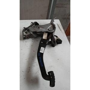 Pédale de frein KIA Sportage Série (10>16) 328002S000 - Product Image 3