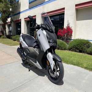 Scooter Eléctrico YAMAHA XMAX 125cc 2026 (Reabastecido) - Product Image 3
