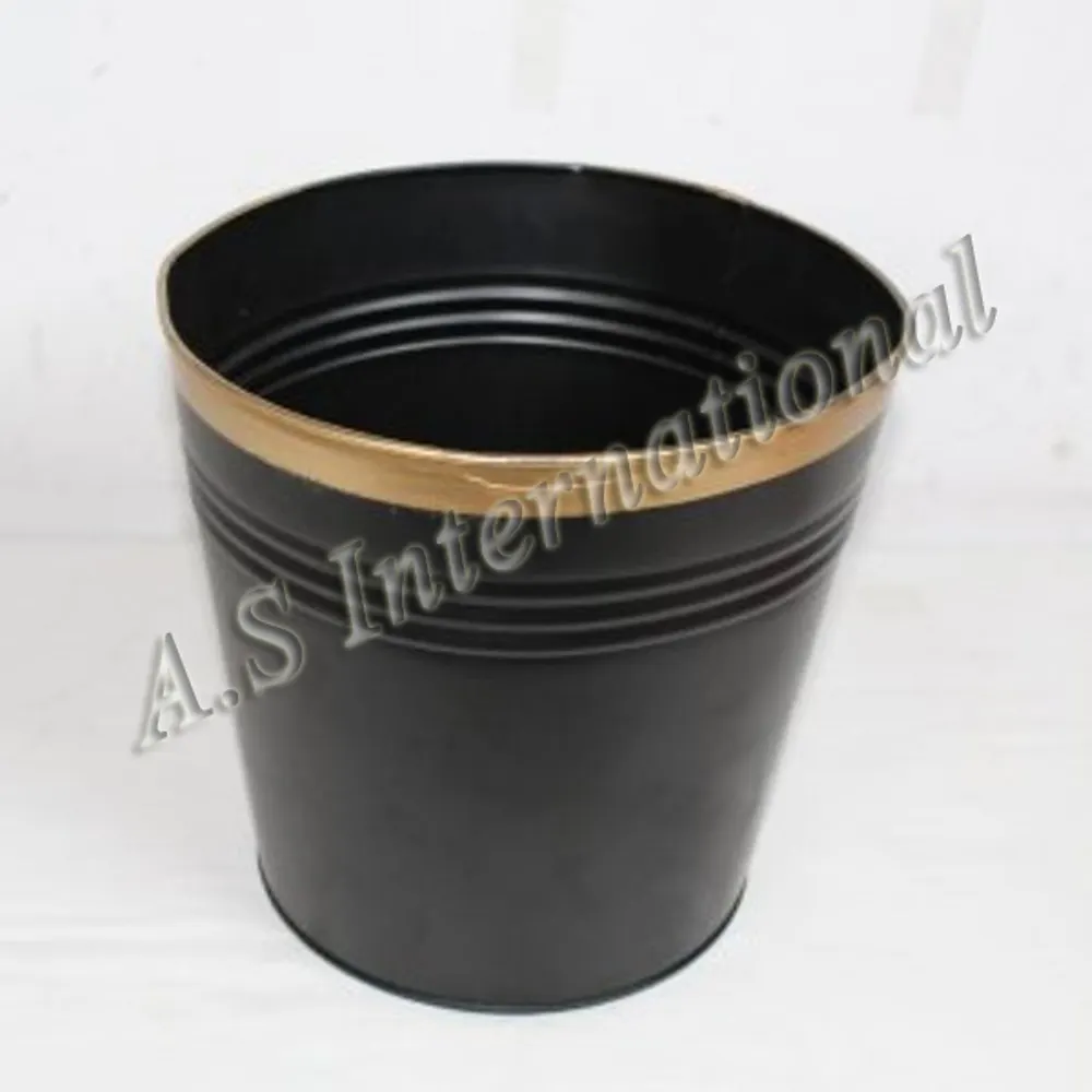 Wholesale Outdoor Indoor Balcony Home Garden Big Small Size White Black Plastic Pot and Plant flower Pots