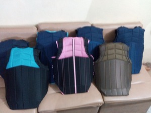 Protector de cuerpo de chaquetas de seguridad internacionales para equitación profesional 2025 - Product Image 5