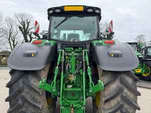 Tractores JD 6R 215 Usados del 2024 - Product Image 3