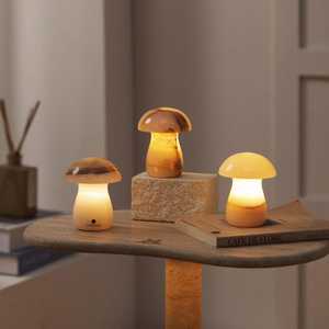 Lámpara de Noche de Piedra Natural Tallada a Mano con Forma de Hongo Ónix, Lámpara de Noche Recargable Inalámbrica, Decoración Única para el Hogar - Product Image 3