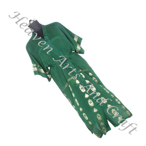 KL011 Kimono Sari Vintage de seda Floral antiguo Chaqueta de estilo largo Chaqueta larga Kimono Sari Vintage de estilo bohemio con aspecto encantador - Product Image 1