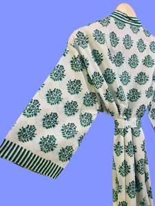 Robe kimono en coton grande taille à imprimé floral vert, légère, pour l'été, style loungewear - Product Image 2