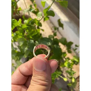 Bague en or 18 carats avec saphir rose et diamants - Product Image 4