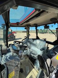 Tracteur 4WD multifonctionnel le plus vendu 2023 pour l'équipement agricole CASE IH FARMALL 120C avec composants de noyau de moteur de boîte de vitesses de pompe - Product Image 3