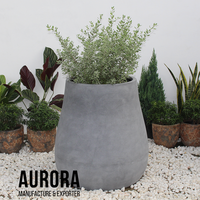 Les jardinières et les Pots de jardin de fleurs en fibre de pierre d'un fournisseur professionnel sont populaires au Vietnam pour la décoration de la maison et du jardin