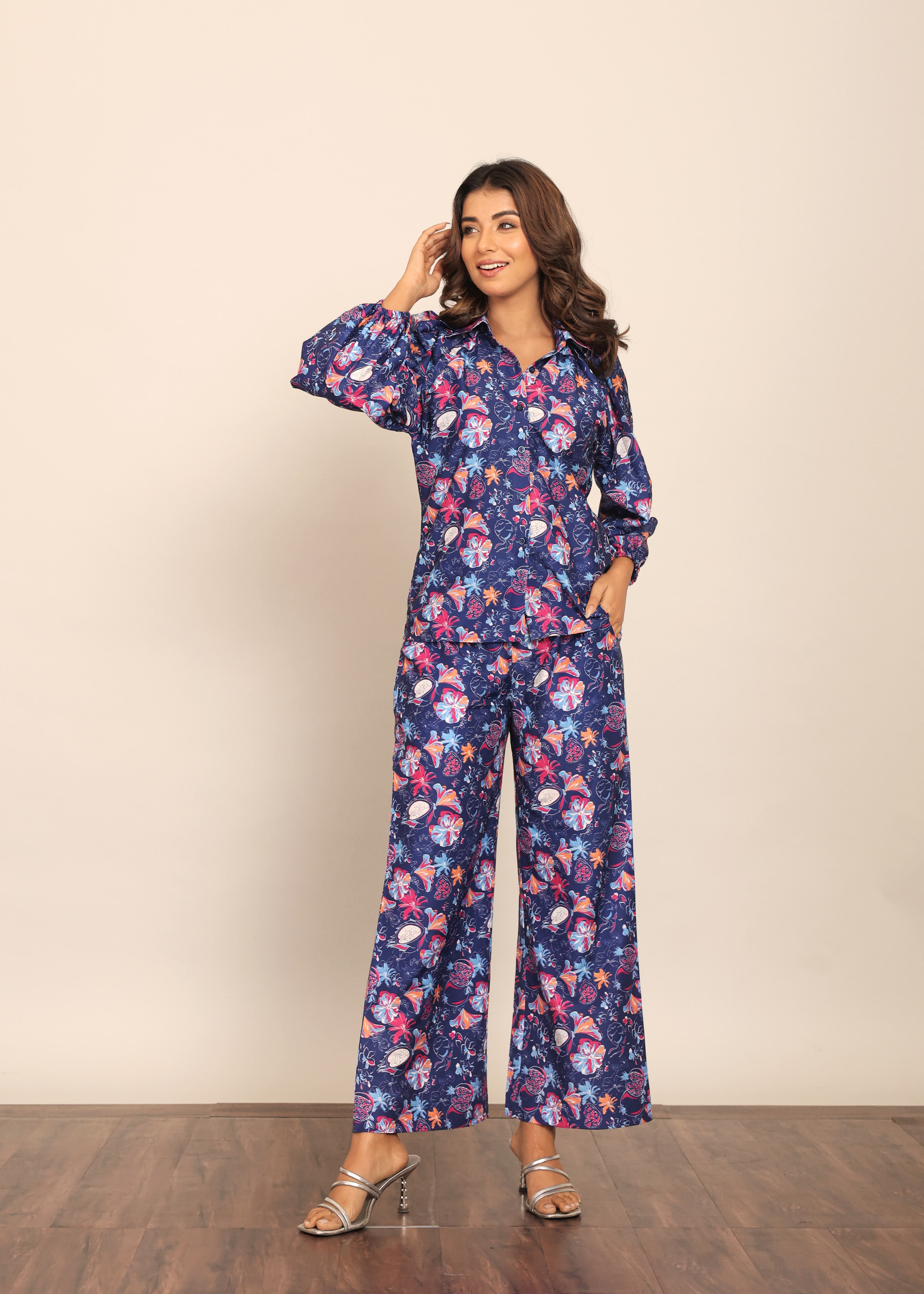 สีฟ้าและหลาย