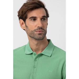 เสื้อโปโลผู้ชายแบบเรียบง่ายคอปกแบบคลาสสิกและกระดุมปิดแบบคลาสสิก85% ผ้าฝ้าย15% โพลีเอสเตอร์มีหลายสีให้เลือก - Product Image 4