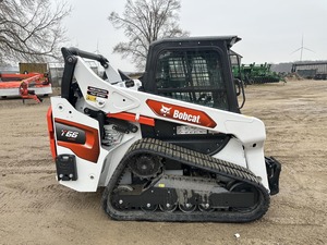 รถตักล้อยางแบบมีรางตีนตะขาบ รุ่น T66 ปี 2023 พร้อมห้องโดยสารแบบปิด เครื่องยนต์แคตเตอร์พิลลาร์ รับน้ำหนักได้ 5 ตัน - Product Image 5