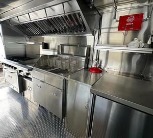 Camión de comida móvil de cocina completa Remolque de helado de comida rápida de aluminio con aplicación de aperitivos con chips para la industria minorista y de perritos calientes - Product Image 5
