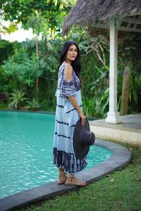 Venta caliente vestidos tradicionales mujeres señora elegante bohemio calle corbata teñida manga corta escote en V hasta el suelo lavable Kaftan - Product Image 3