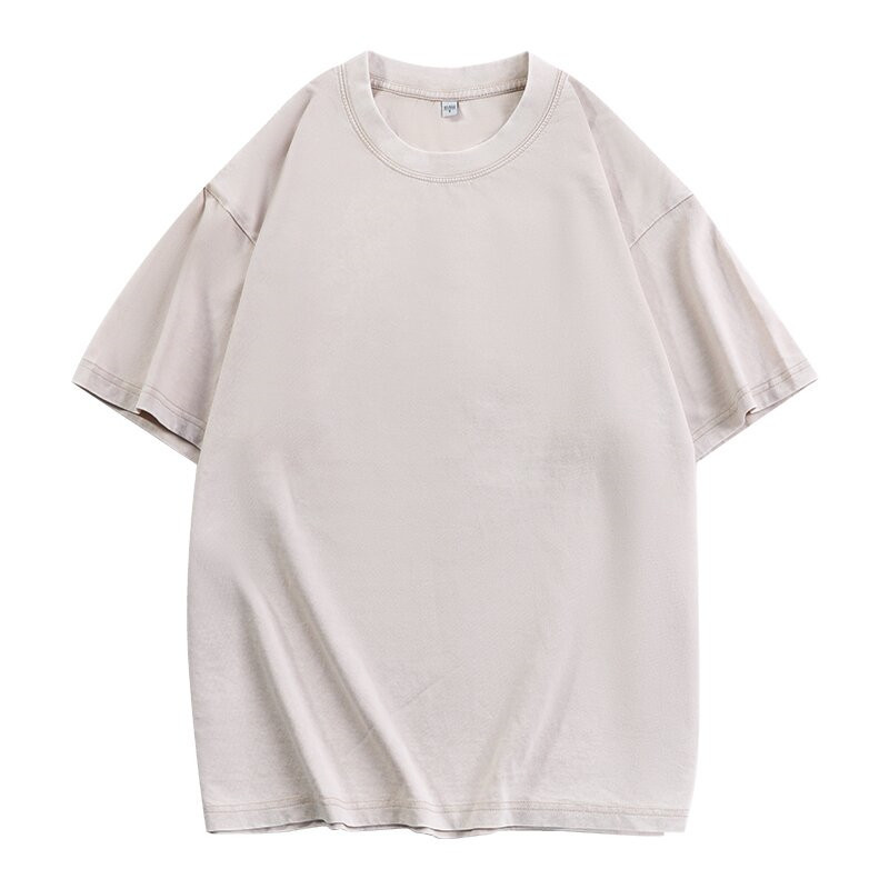 Apricot color