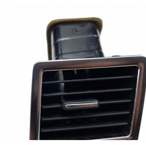 Grille d'aération du tableau de bord côté conducteur LAND ROVER Range Rover SPORT AH32-19636-A (05>13) - Product Image 4