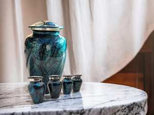 Urnes funéraires en aluminium de couleur bleu océan magnifique avec une finition bleu serein, articles funéraires pour les corps humains - Product Image 5