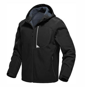 Veste Softshell légère pour homme Vêtements d'extérieur confortables et polyvalents pour un style de vie actif et un look décontracté - Product Image 5
