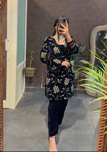 Antra Lifestyle – Nouvelle collection de salwar en velours de viscose, style Bollywood, pour mariage et soirée, avec broderies lourdes et sequins - Product Image 2