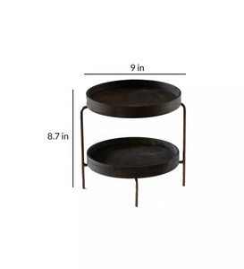 Support de gâteau métallique à deux niveaux de forme ronde de couleur noire présentoir de gâteau multitâche structuré fabriqué à la main disponible - Product Image 3