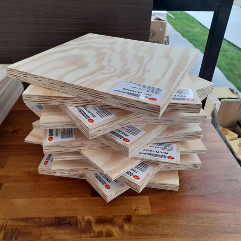 E0 Formaldehyde Emission Vietnamese Factory Supplier's AA Grade 12/15/18mm Pine Plywood Low Price