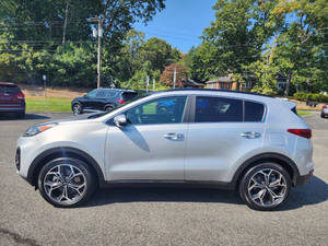Kia Sportage 2022 PARFAITEMENT UTILISÉ - Product Image 4
