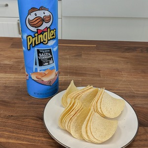 Chips de pommes de terre Pringle 110g, nourriture en conserve, chips croustillantes, collation, snacks exotiques, vente en gros, chaîne d'approvisionnement professionnelle de snacks exotiques - Product Image 6