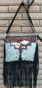 Bolso de hombro con flecos de cuero y piel de vaca antiguo único con detalles en turquesa para mujer estilo Vintage hecho a mano - Product Image 3