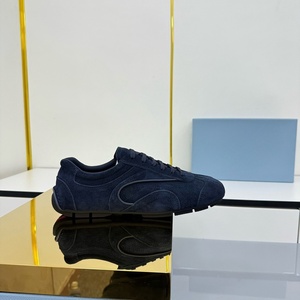 Zapatos Deportivos Casuales para Mujer, Estilo Alemán, Material de Gamuza Azul Oscuro, Retro, Modernos y Antideslizantes, Recién Lanzados, También Disponibles para Hombre - Product Image 3