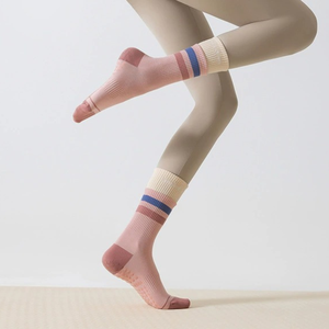 Color Block Crew <b>Socks</b> with Anti-Slip Sole Breathable Cotton Stretch Design for Yoga and Indoor Sports Custom Logo Wholesale - Product Image 6