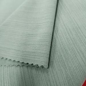 Tela cortavientos transpirable de alta calidad, Material de poliéster duradero de alta calidad para ropa de exterior, chaqueta, Proveedor de Ropa - Product Image 1