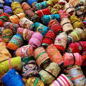 Rollos de cinta de tela de lino reciclado hechos a medida en patrones de cuadros hechos a medida ideales para su reventa en tiendas de arte y artesanía - Product Image 5