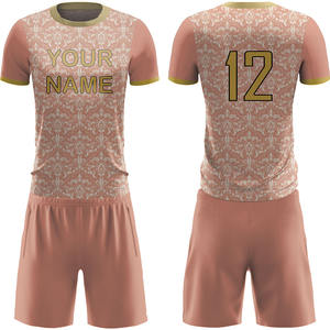 Uniforme de football pour hommes de haute qualité, vêtements pour adultes, vente chaude, prix abordable, respirant, manches courtes, logo/design personnalisé - Product Image 1