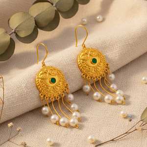 ต่างหูห้อยยาวชุบทองหรูหราสำหรับผู้หญิงน้ำหนักเบามีสไตล์เหมาะสำหรับปาร์ตี้งานแต่งงานและสวมใส่ทุกวันในราคาที่ดี - Product Image 5