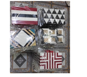 กระเป๋าคลัทช์สำหรับผู้หญิงทำจากยางเรซินหัตถกรรมอินเดีย - Product Image 2