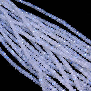 Perles Rondelles Facettées en Pierre de Lune Arc-en-ciel 4,5-5 mm, Pierre Naturelle Blanche Taillée Brillant pour la Fabrication de Bijoux - Product Image 1