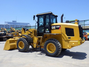 Chargeuse sur pneus Caterpillar 950F d'occasion, modèle 2022, origine France, moteur, boîte de vitesses, pompe, 10001-20000 heures, en vente - Product Image 3