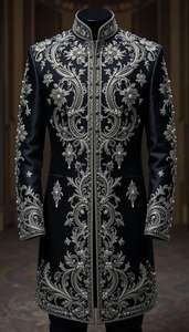 Deslumbrante novio negro Sherwani con bordado pesado y pantalón con cuentas de cristal adornadas Dabka Work para boda @ 2025 - Product Image 2