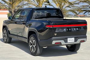 Rivian R1T Adventure Edition 2024 Usado - Product Image 3