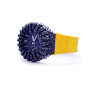 นาฬิกาเคสกลมสแตนเลสสีดำและสีเหลืองพร้อมระบบป้องกันน้ำ 10 บาร์ - Product Image 2