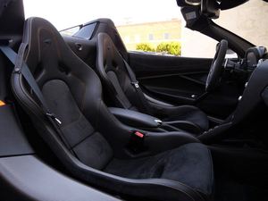 <span class=keywords><strong>Voiture</strong></span> <span class=keywords><strong>d</strong></span>'occasion <span class=keywords><strong>McLaren</strong></span> 720S Spider FWD 2025, blanc pur, intérieur clair, sièges en cuir, SUV, toit ouvrant, camionnette, au meilleur <span class=keywords><strong>prix</strong></span> et de qualité supérieure - Product Image 4