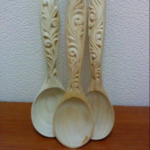 CUCHARA DE MADERA TALLA Logotipo personalizado Utensilio de cocina de madera natural Cuchara sólida de madera de acacia para cocinar - Product Image 5