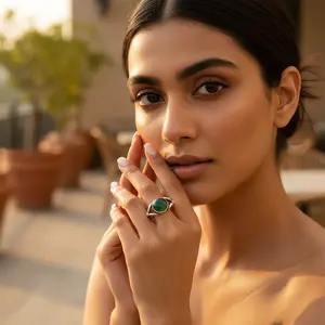 Anillo Romántico de Plata de Ley 925 con Piedra Verde, Chapado en Rodio, Joyería Fina para Mujer, Base de Platino para Regalos de Compromiso - Product Image 1