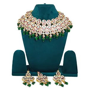 ชุดสร้อยคอเจ้าสาวแบบ Kundan Meenakari ชุบทอง 24K แบบไม่เจียระไน เครื่องประดับชั้นดีสำหรับงานแต่งงาน - Product Image 2