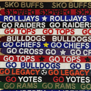 Sangle de sac perlée personnalisée rouge et noire STAR, en perles de rocaille or blanc, accessoires de mode par glowin fashion - Product Image 1