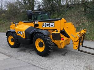 Chariots élévateurs télescopiques JCB 535-125 d'occasion avec moteur diesel Transpalette pour commerces de détail et ateliers de réparation de machines - Product Image 2