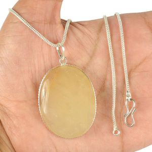 Collar con Colgante Ovalado de Cuarzo Dorado, Cristal Curativo para Energía y Positividad - Product Image 4