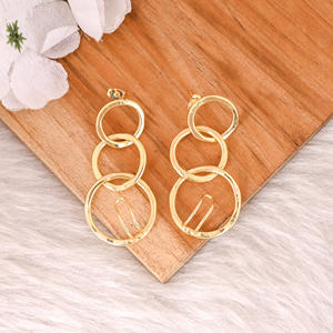 Venta al por mayor Lote 25 Pares de Diseño Único Latón Chapado en Oro Largo Declaración Stud Pendiente Joyería de Moda para Mujeres para Fiestas - Product Image 1