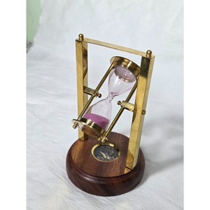 นาฬิกาทรายทองเหลืองทำมือสไตล์วินเทจ ดีไซน์ทันสมัยแบบดั้งเดิม สำหรับตกแต่งห้องครัว โต๊ะทำงาน ของขวัญคริสต์มาส - Product Image 1