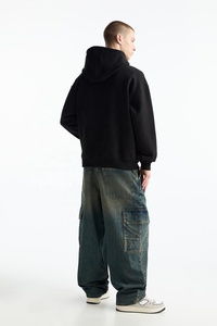 Sweat à capuche en pur coton pour la saison d'hiver Sweat à capuche surdimensionné pour hommes noirs avec épaules tombantes aux prix de gros Sweat à capuche thermique pour hommes - Product Image 3