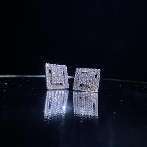 ต่างหูเพชรแท้ธรรมชาติ รับรองโดย IGI GIA ทองคำแท้ 14k 18k ตรา BIS รุ่น VDSER240 ทรงบริลเลียนต์คัต สำหรับผู้ชาย - Product Image 6