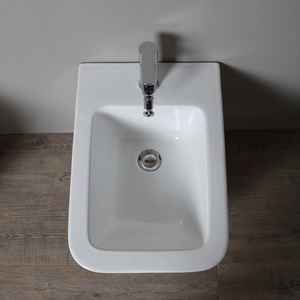 Bidé de Cerámica para Colgar en la Pared Riga, Accesorios para Baño y Aseo - Product Image 3